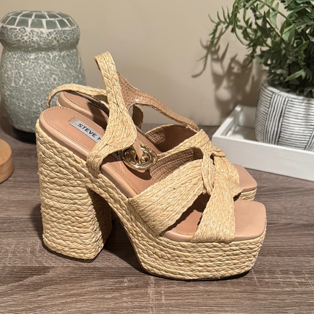 Steve Madden Tan Platform Espadrilles
